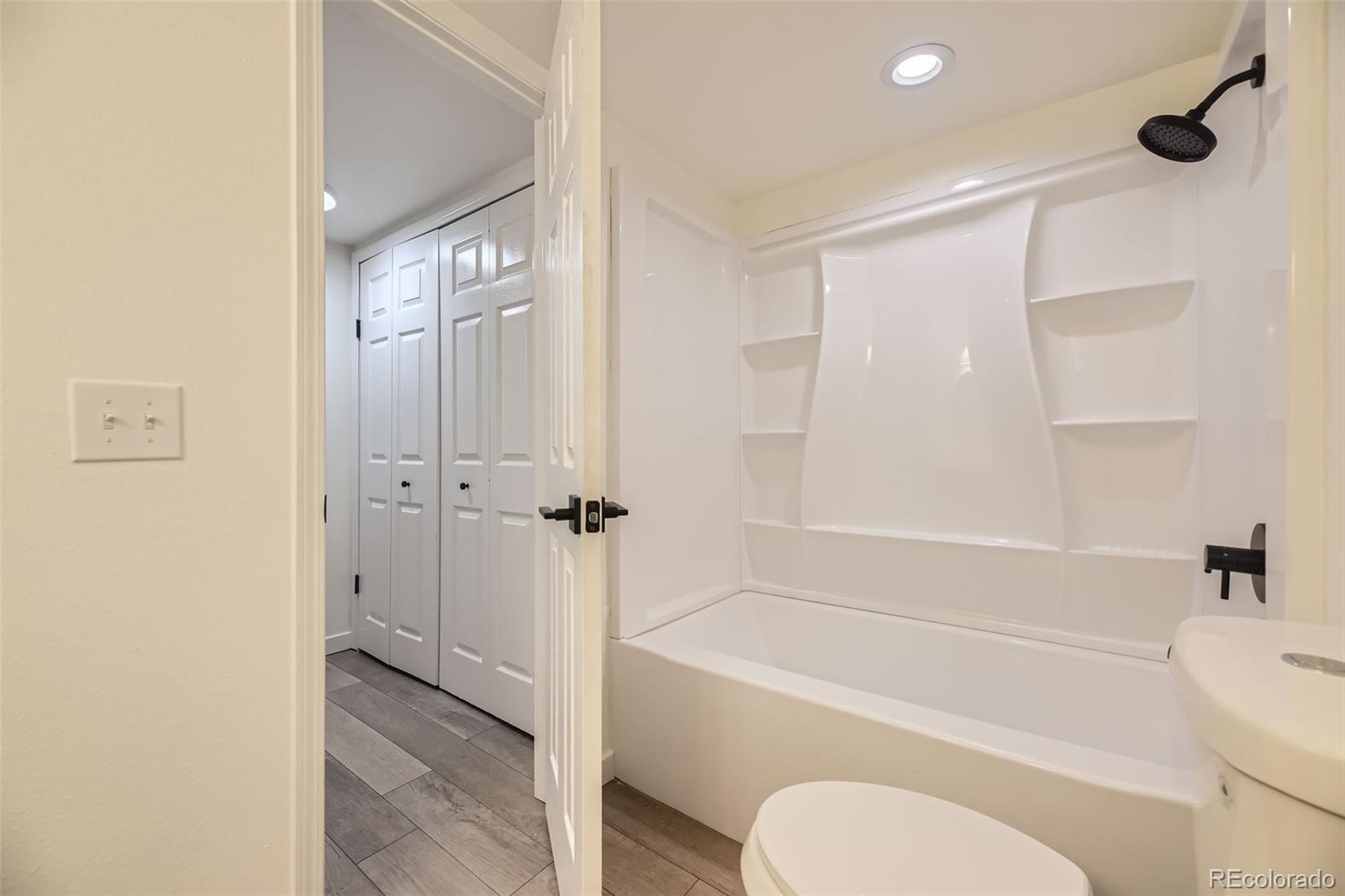 4691 S Decatur Street Unit: 215