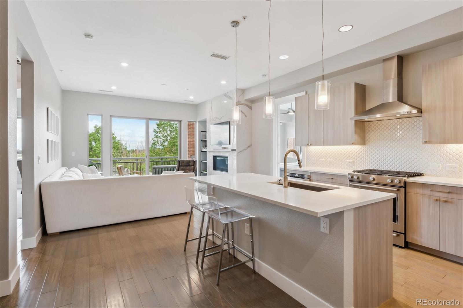 4885 S Monaco Street Unit: 203