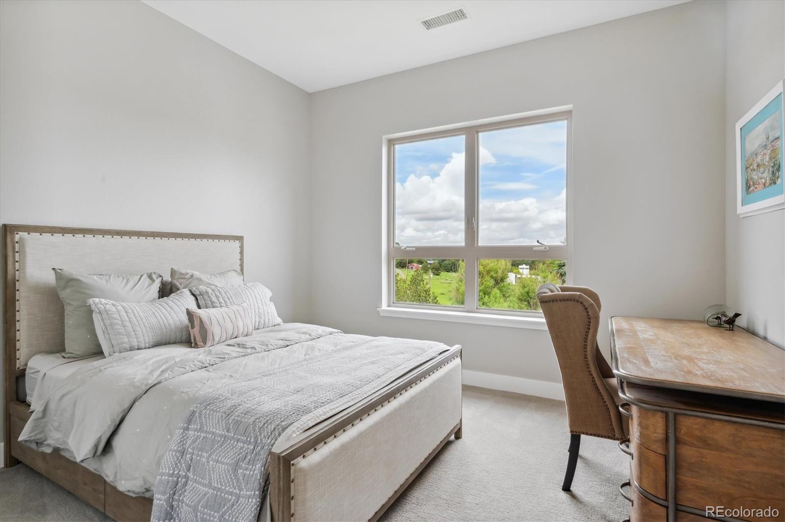 4885 S Monaco Street Unit: 203