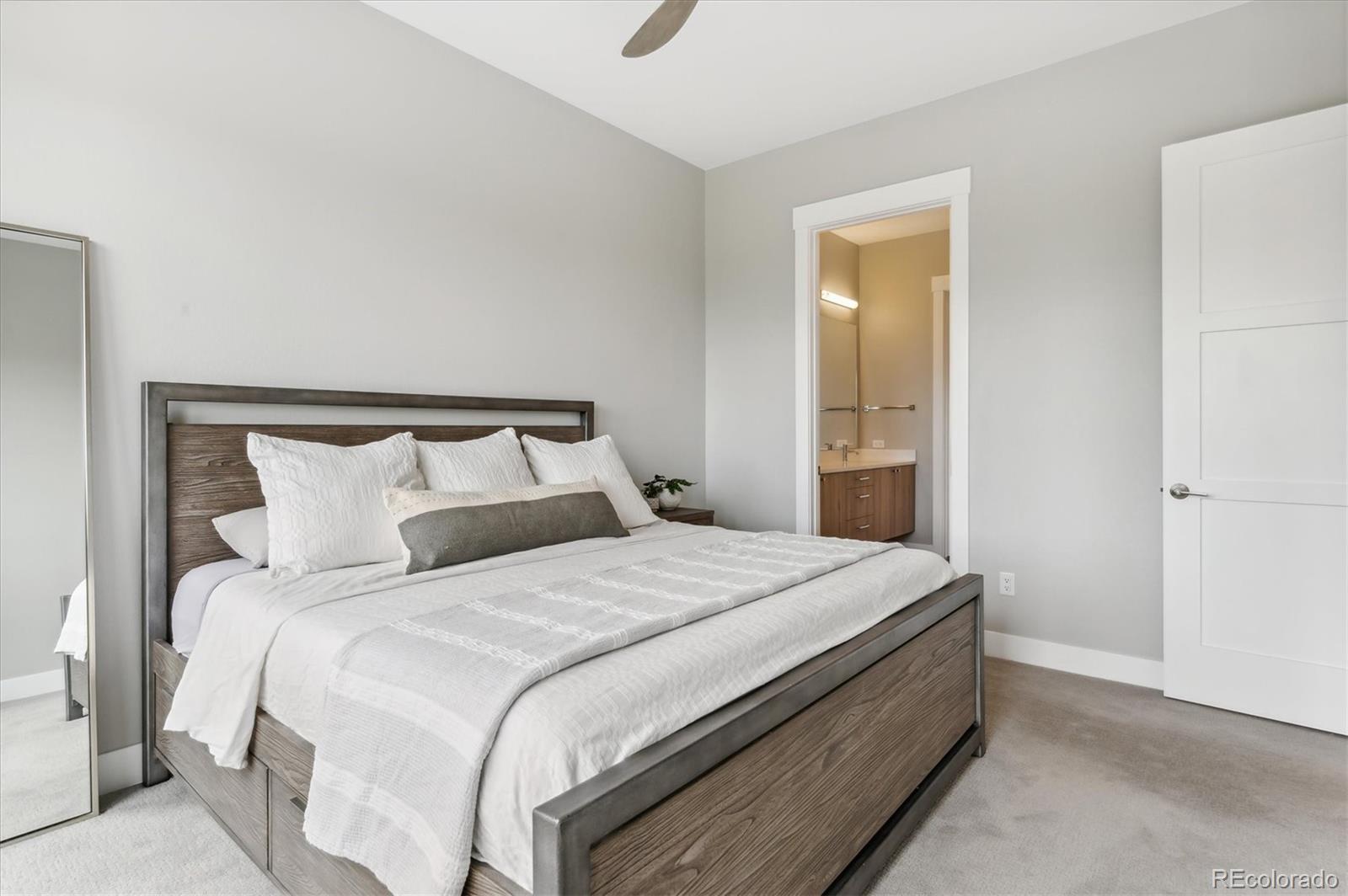 4885 S Monaco Street Unit: 203