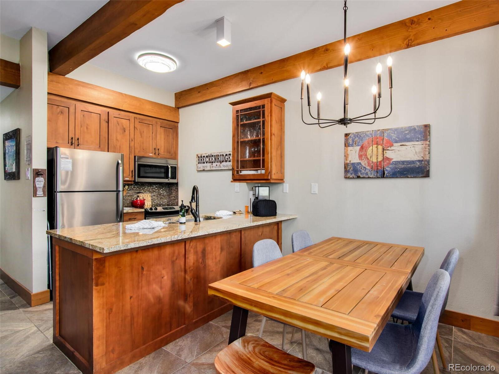 935 Columbine Road Unit: 205