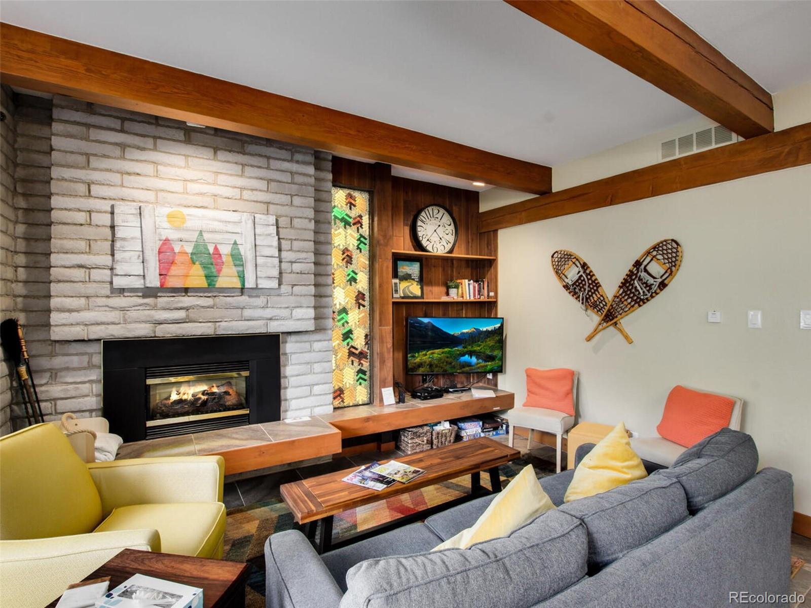 935 Columbine Road Unit: 205