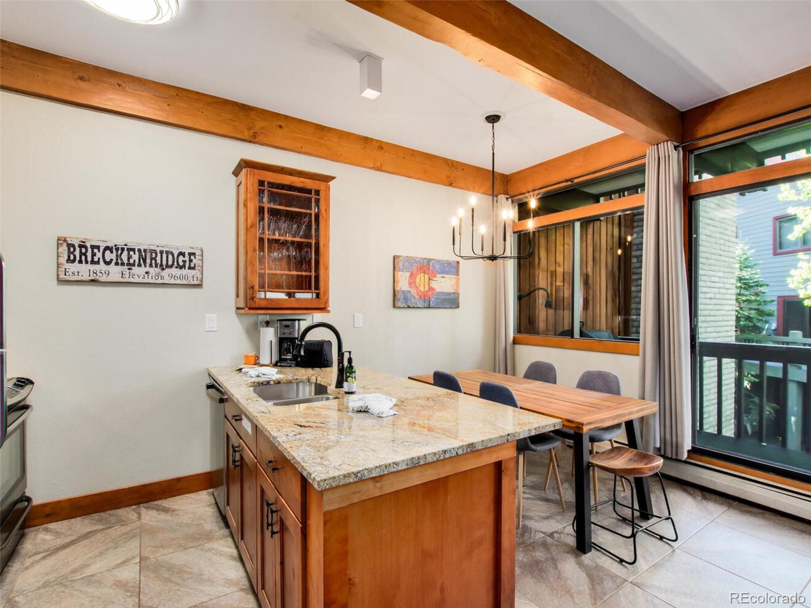 935 Columbine Road Unit: 205