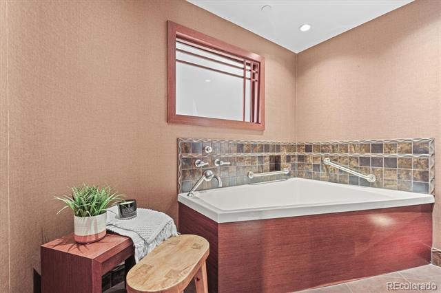 1299 N Gilpin Street Unit: 10W