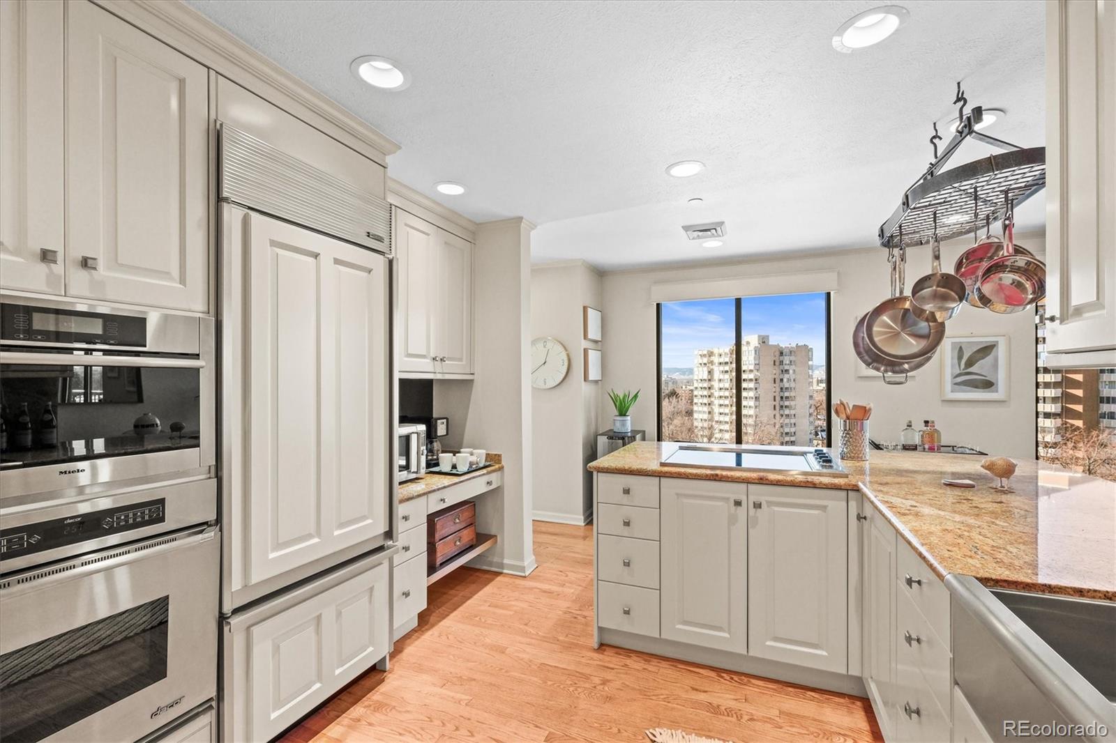 1299 N Gilpin Street Unit: 10W