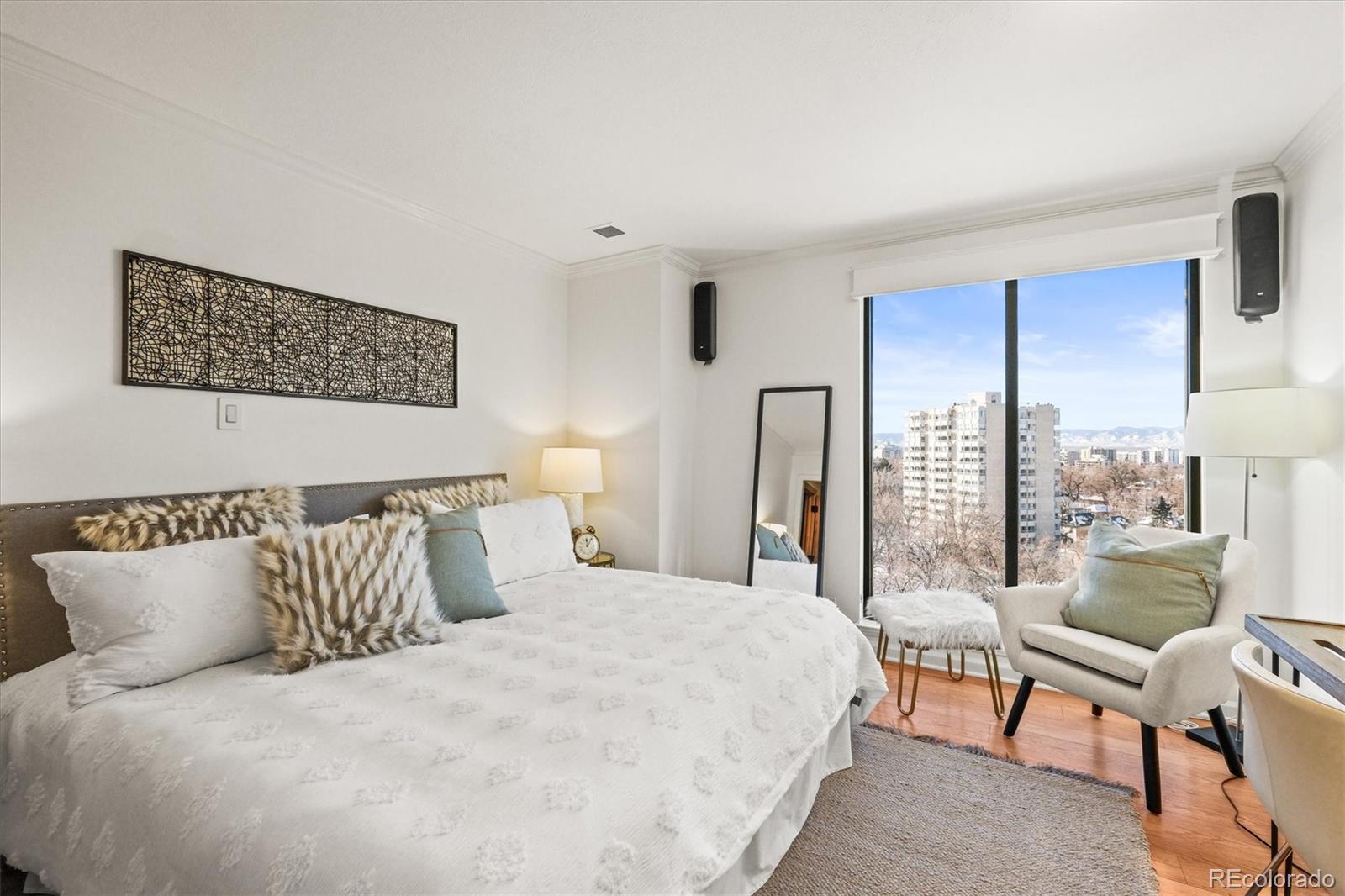 1299 N Gilpin Street Unit: 10W