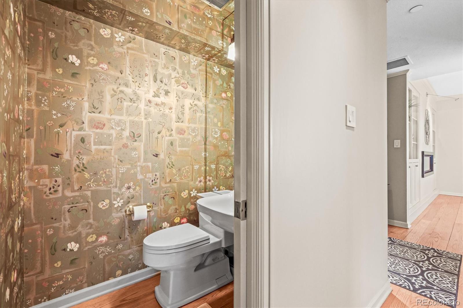 1299 N Gilpin Street Unit: 10W