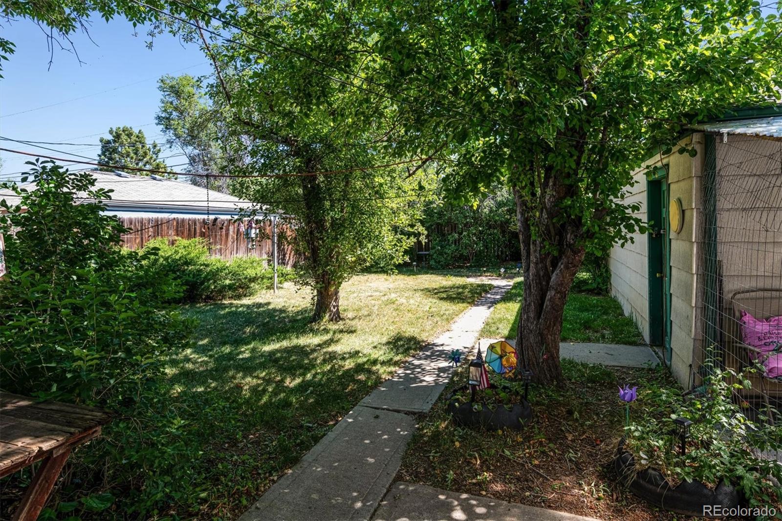 830 Victor Street