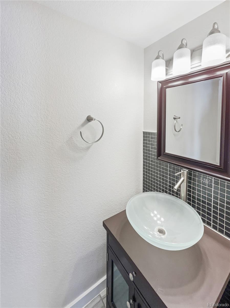 1335 S Danube Way Unit: 105