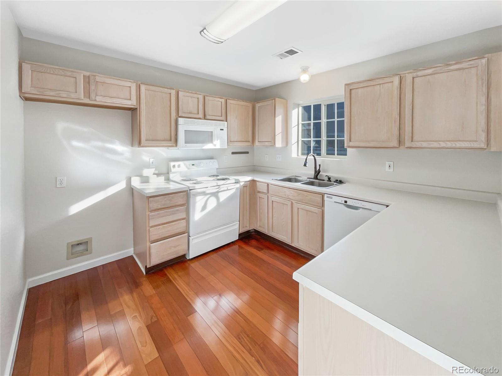 1335 S Danube Way Unit: 105