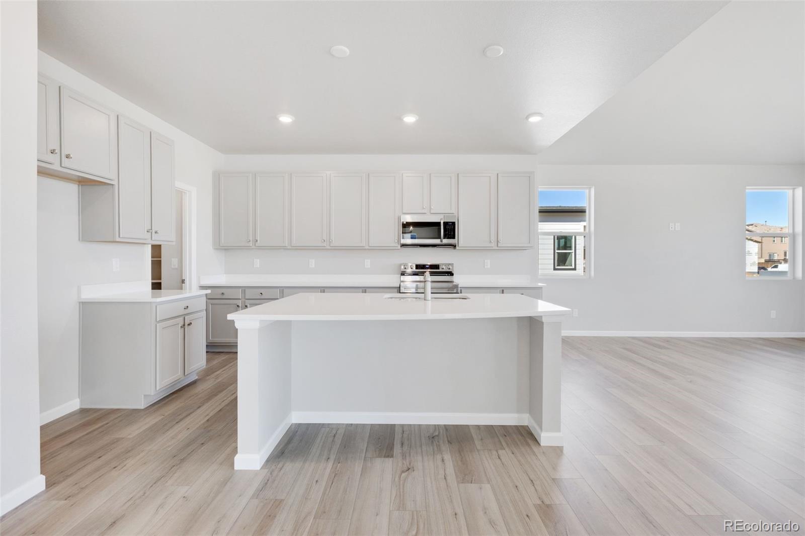 1737 Jennifer Street