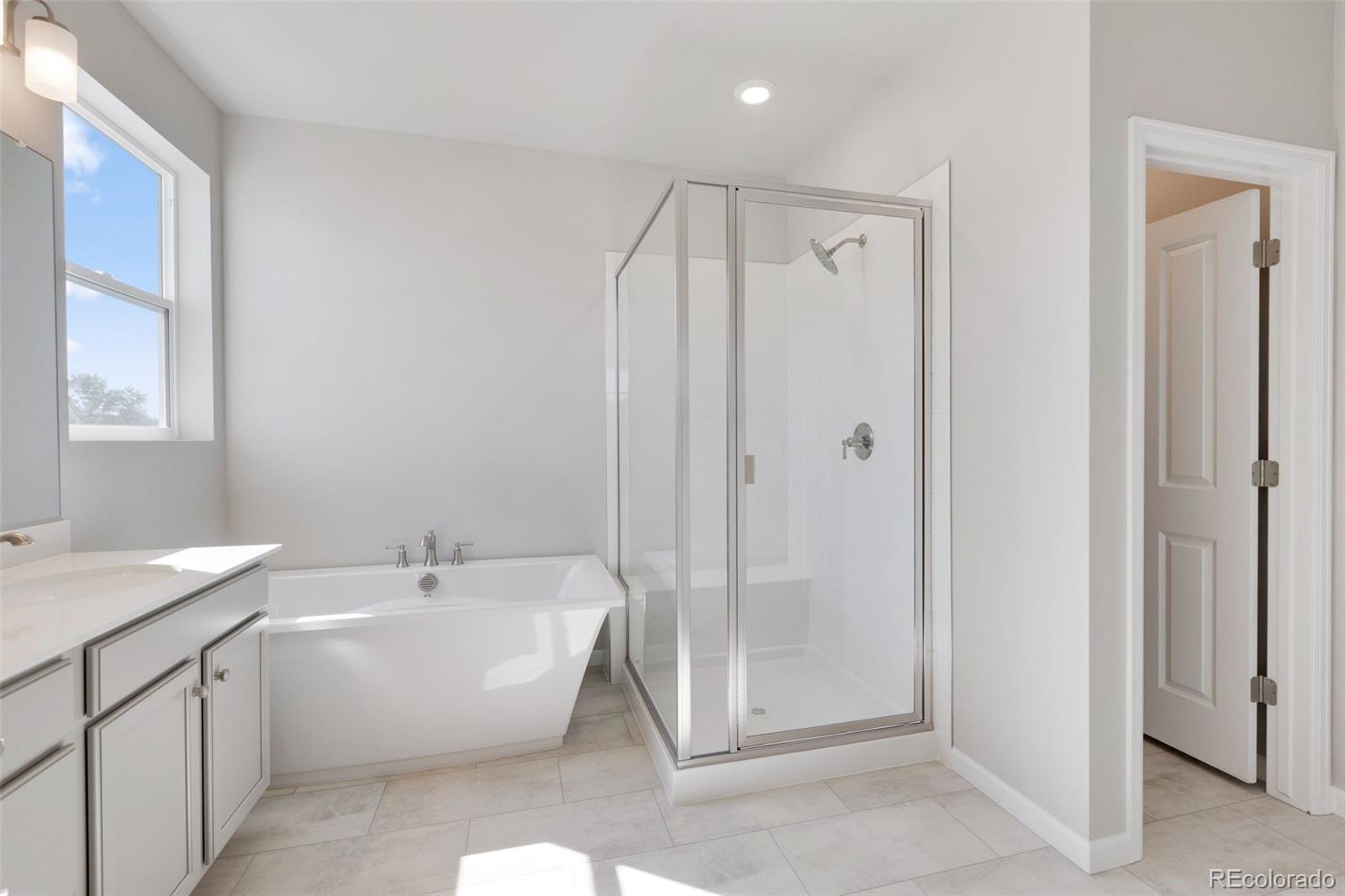 1737 Jennifer Street