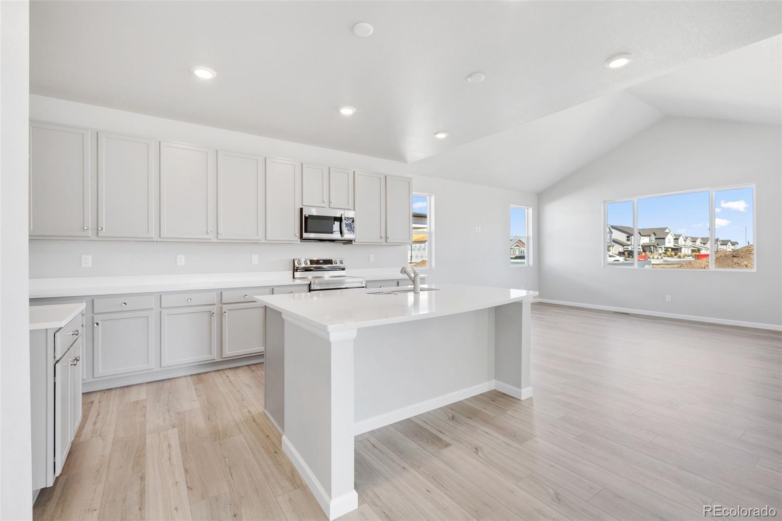 1737 Jennifer Street