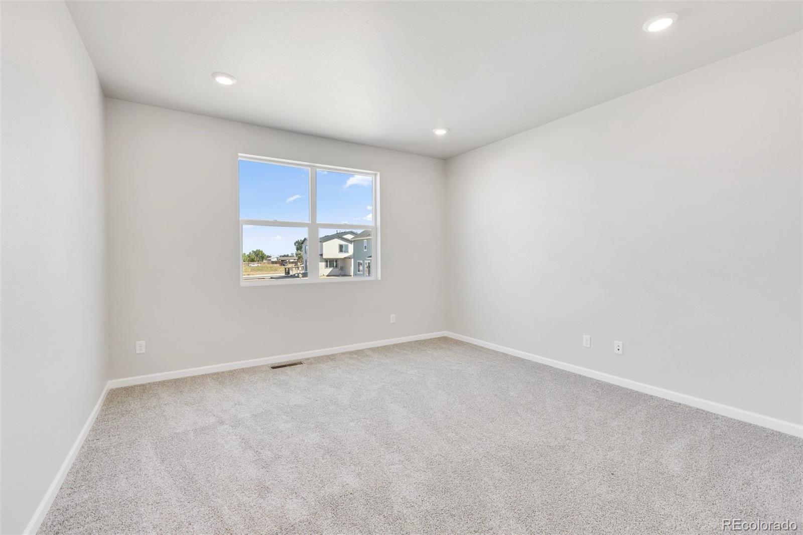 1737 Jennifer Street