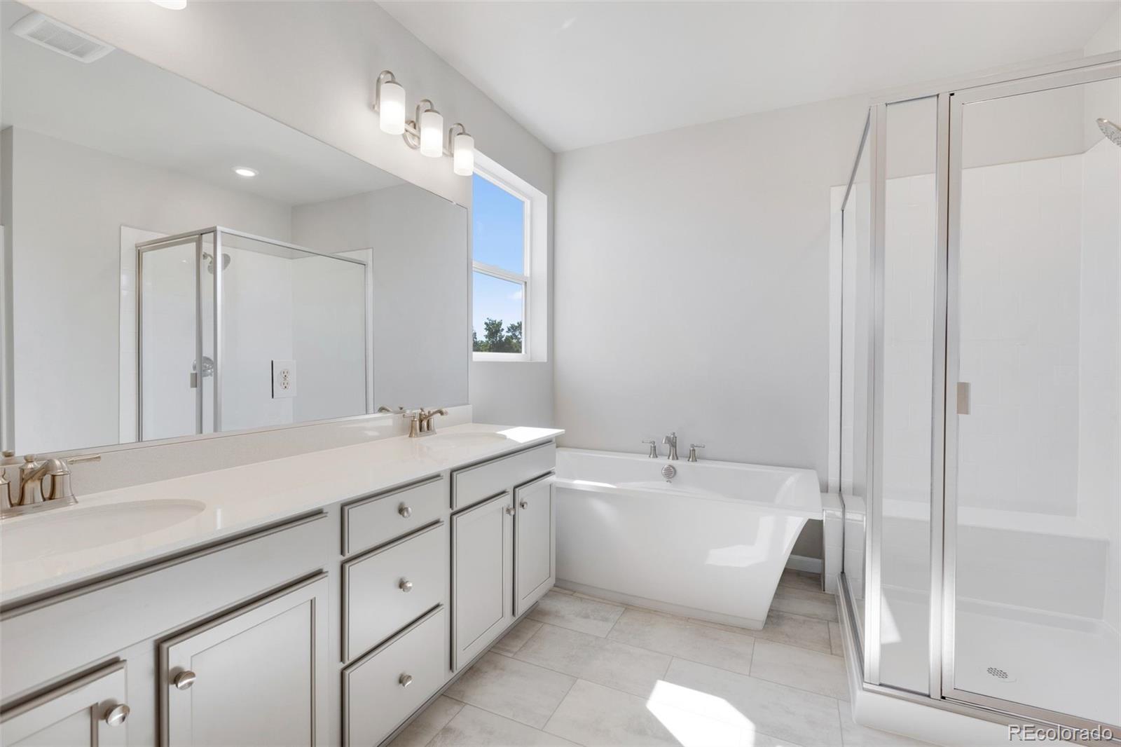 1737 Jennifer Street