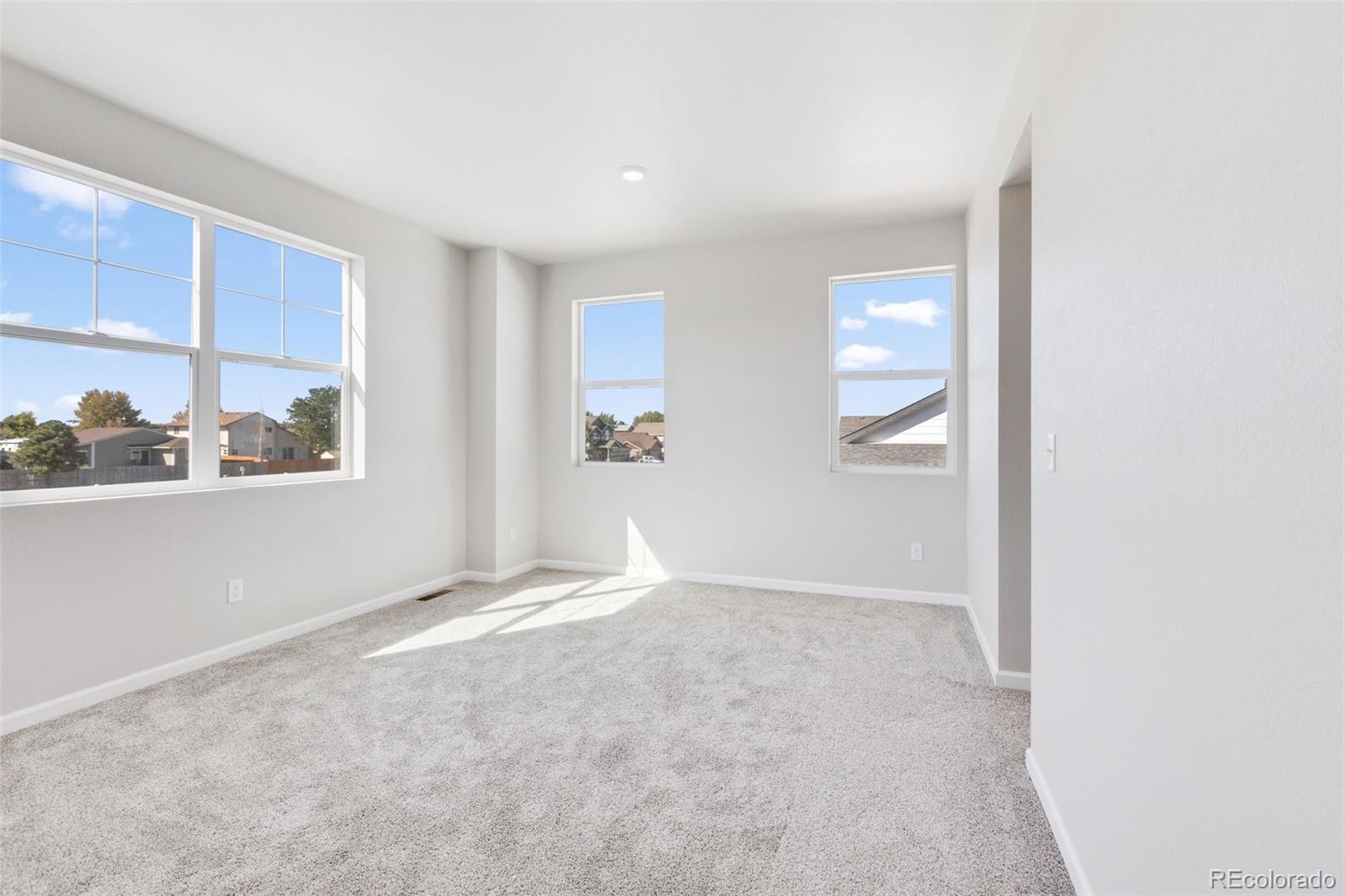 1737 Jennifer Street