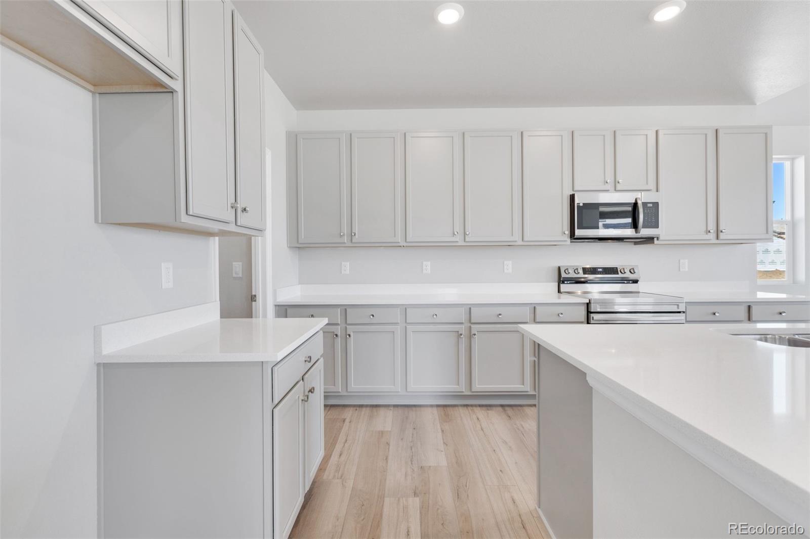 1737 Jennifer Street