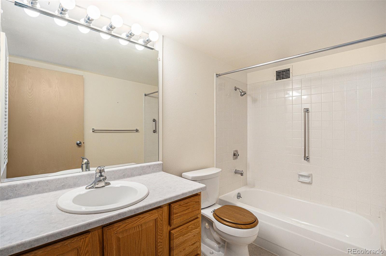 14050 E Linvale Place Unit: 312
