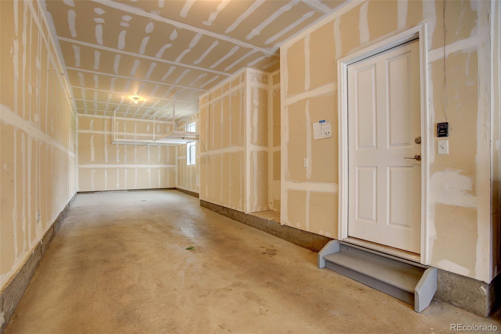 10570 Parkington Lane Unit: 32C
