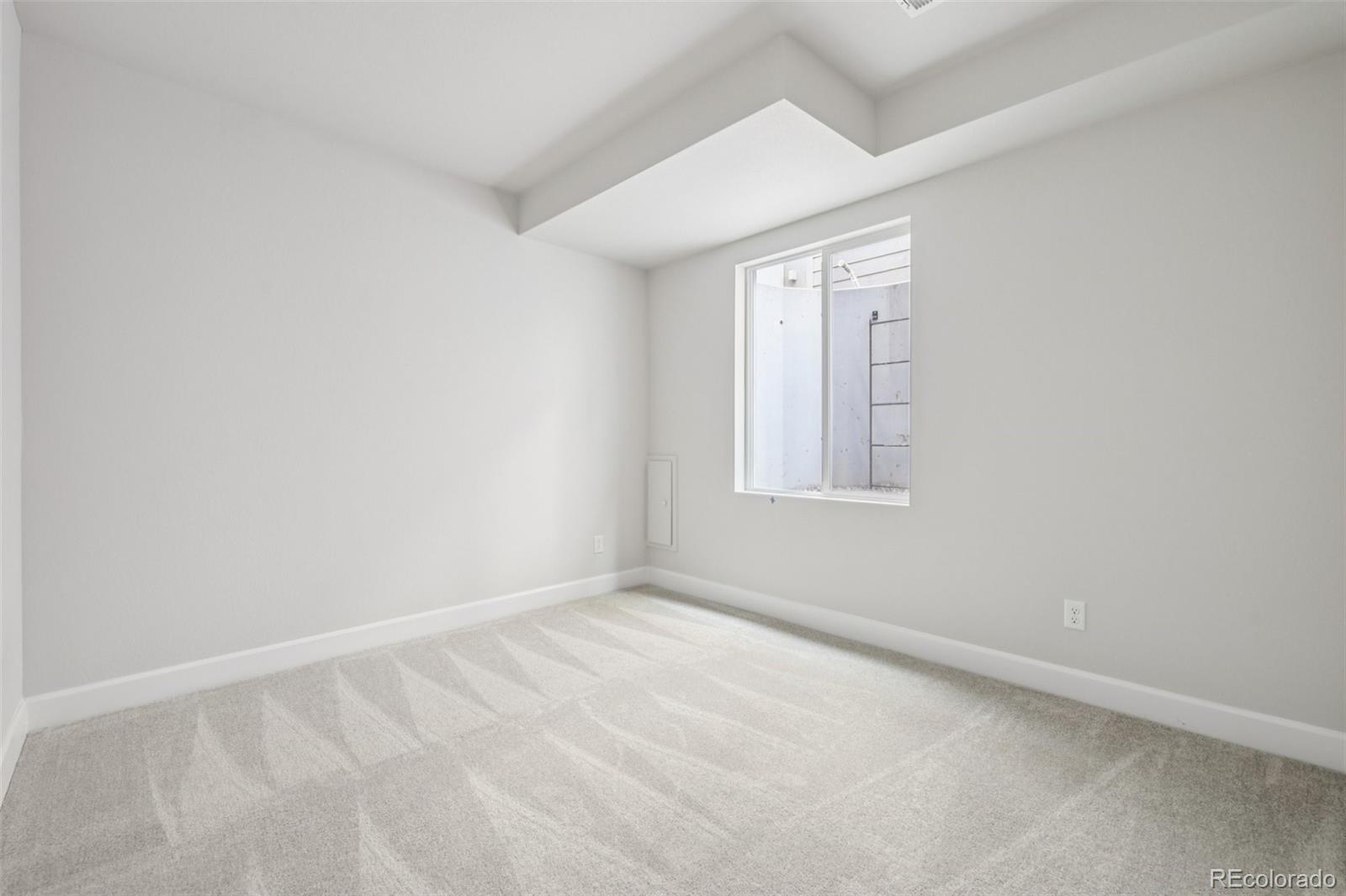 8777 Whiteclover Street