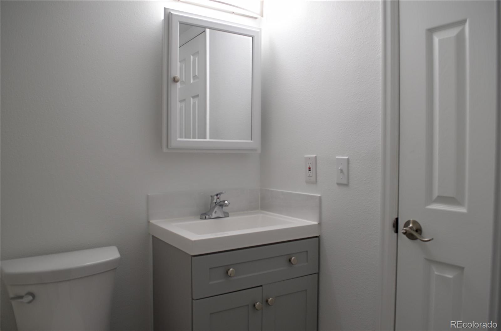 962 S Dearborn Way Unit: 3