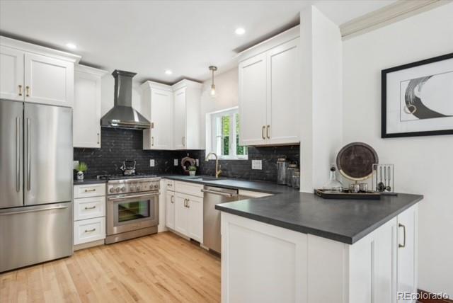 5600 Montview Boulevard