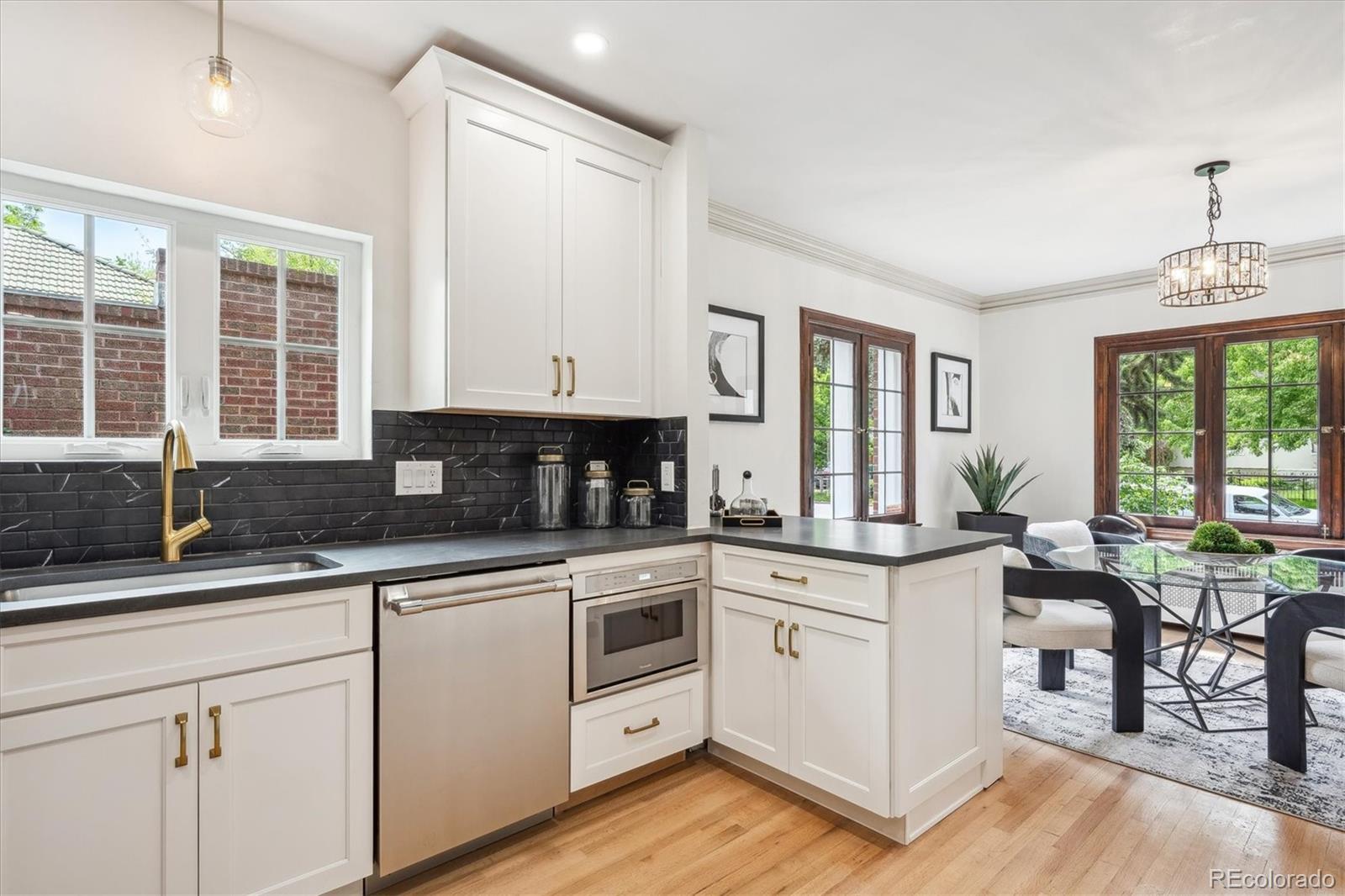 5600 Montview Boulevard