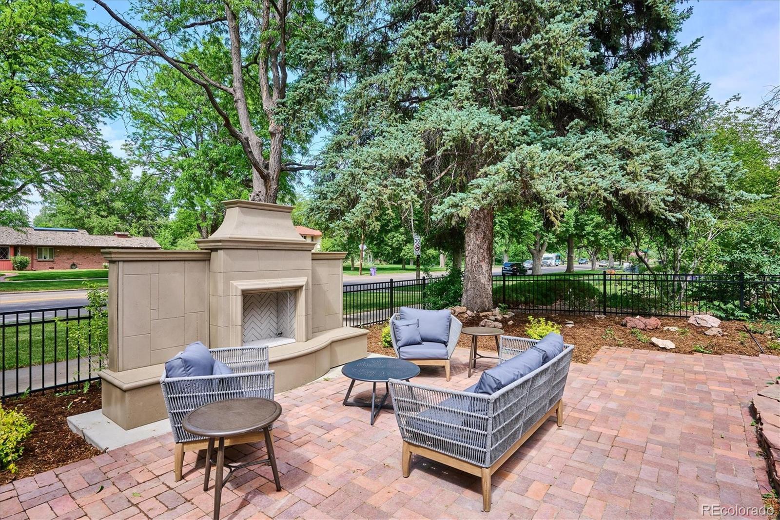 5600 Montview Boulevard