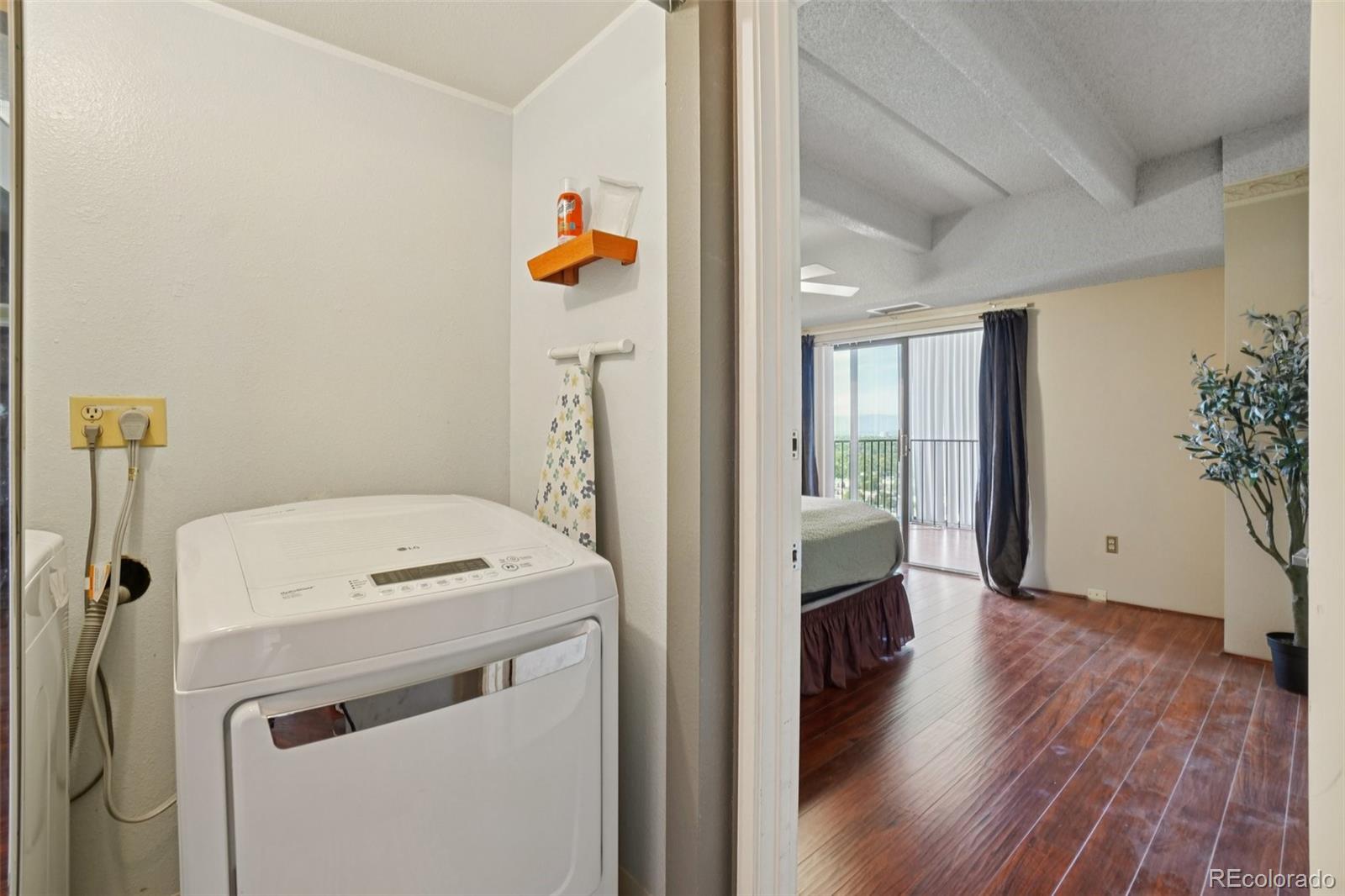 7877 E Mississippi Avenue Unit: 1501