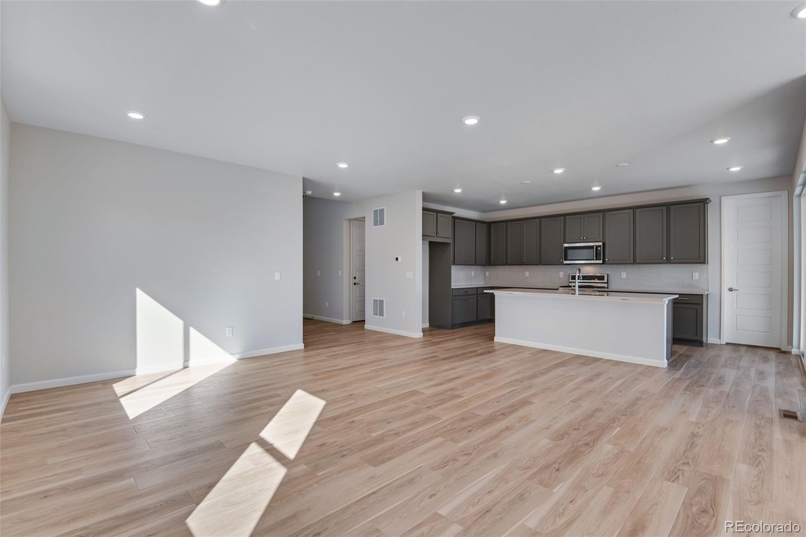 9982 Wheeling Street