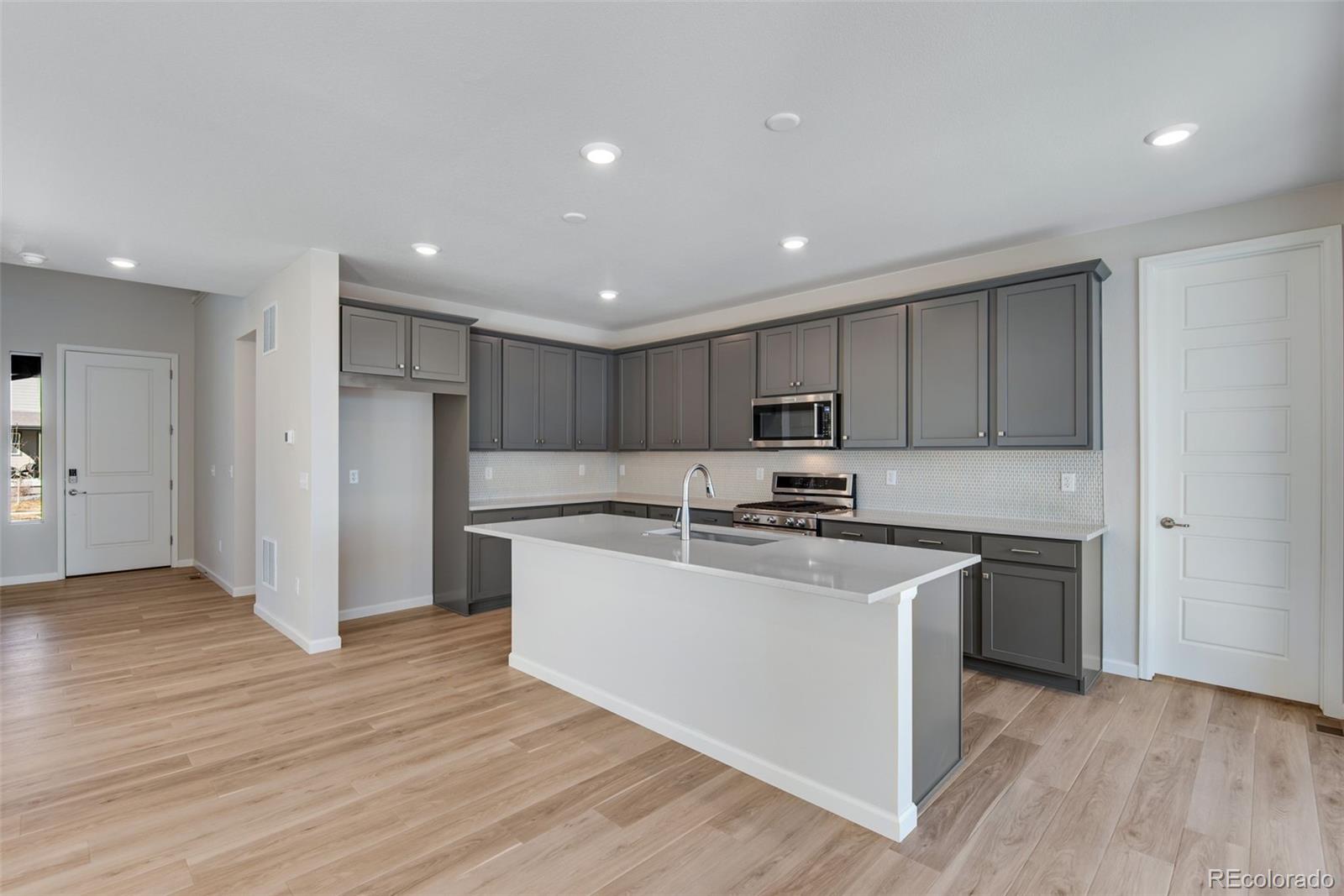 9982 Wheeling Street