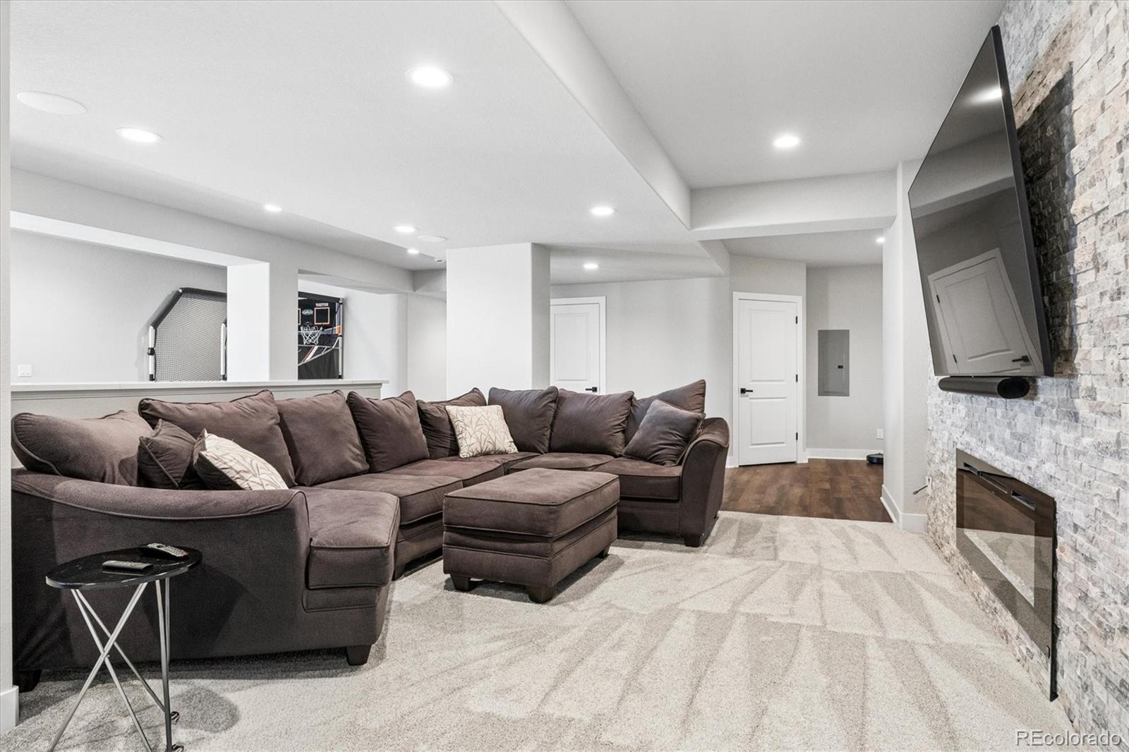 11585 Tyrolite Lane