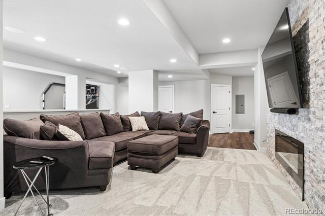 11585 Tyrolite Lane