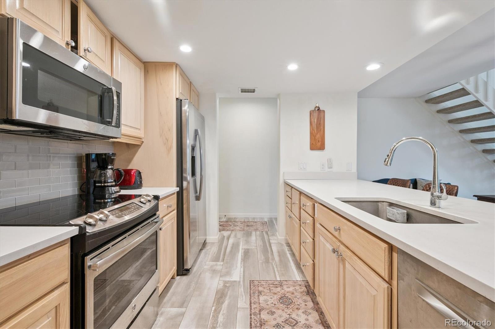 23666 Pondview Place Unit: H