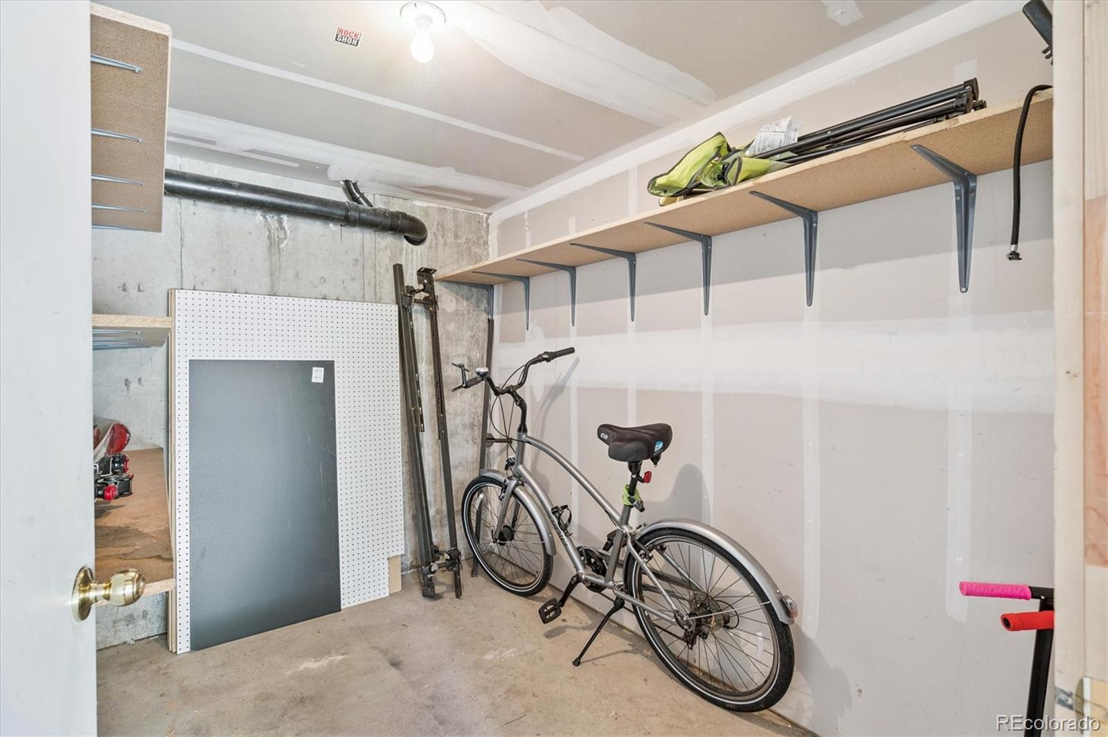 23666 Pondview Place Unit: H