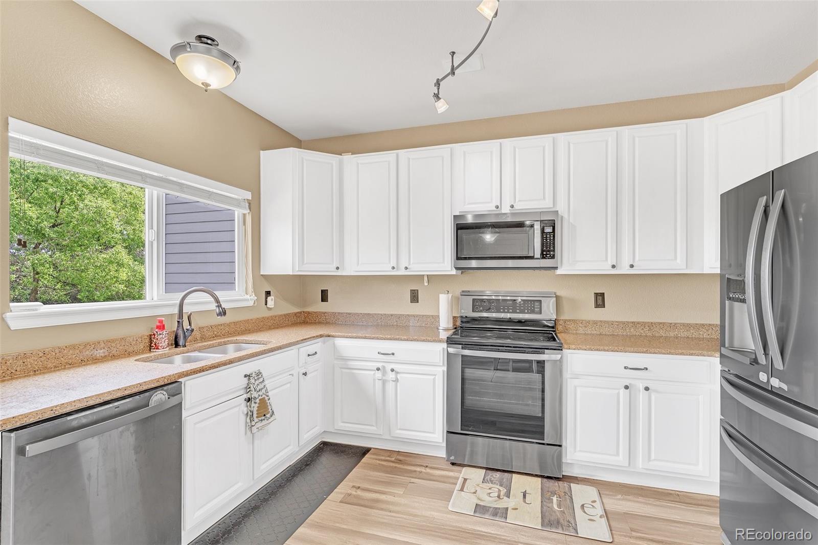 19463 E Hollow Creek Drive