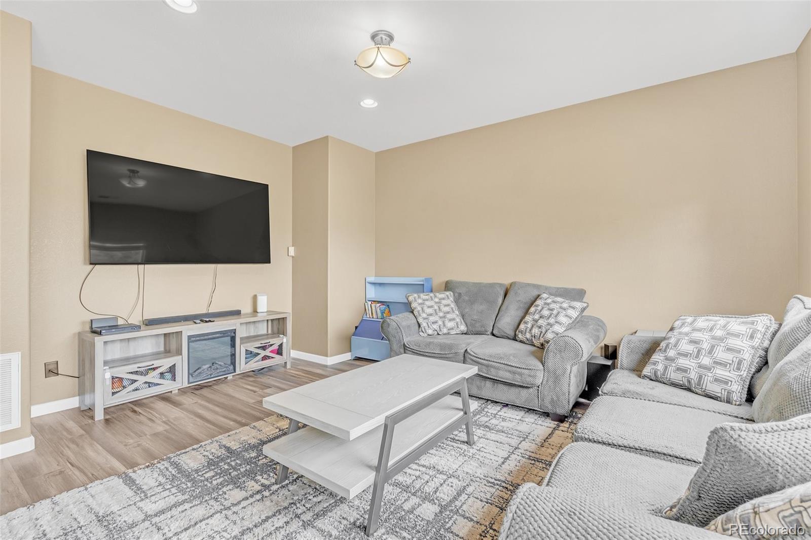 19463 E Hollow Creek Drive