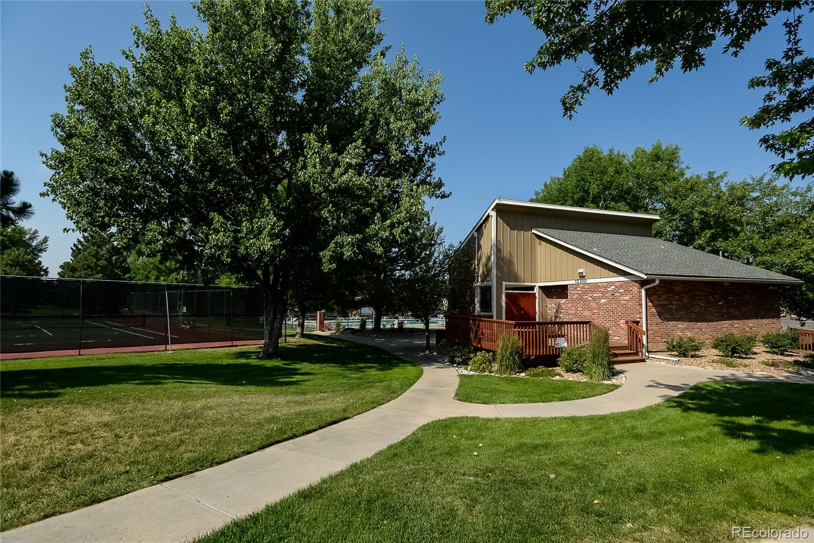 12164 E Amherst Circle