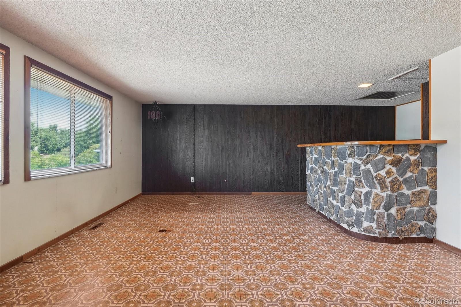 12164 E Amherst Circle