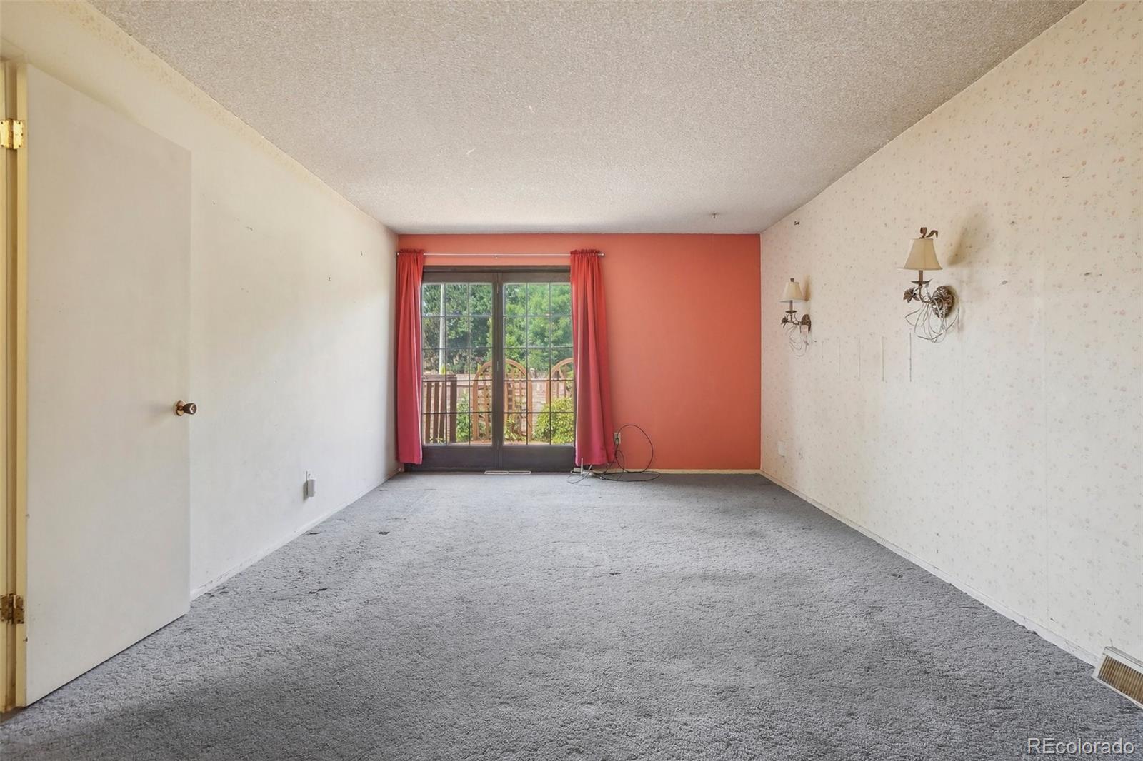 12164 E Amherst Circle