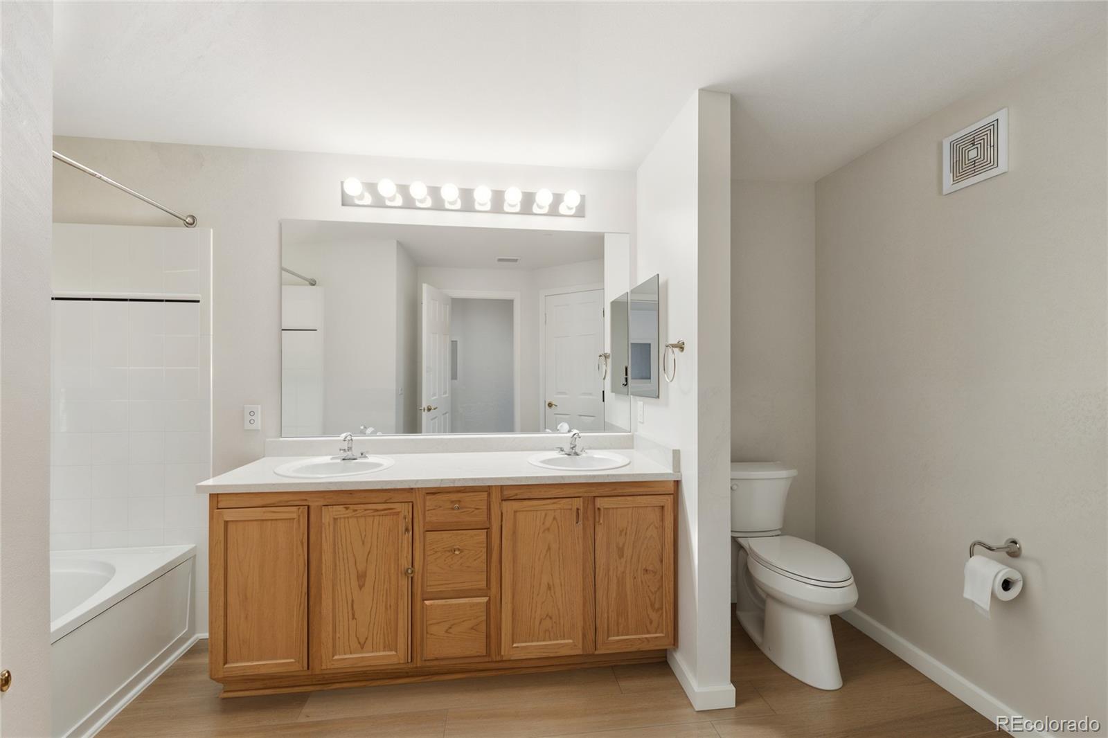 7440 S Blackhawk Street Unit: 2-203
