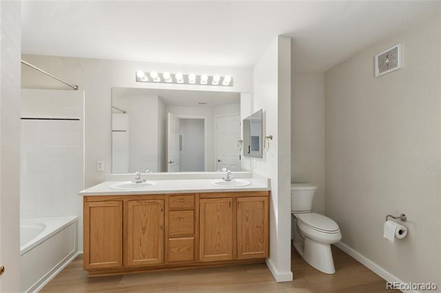 7440 S Blackhawk Street Unit: 2-203