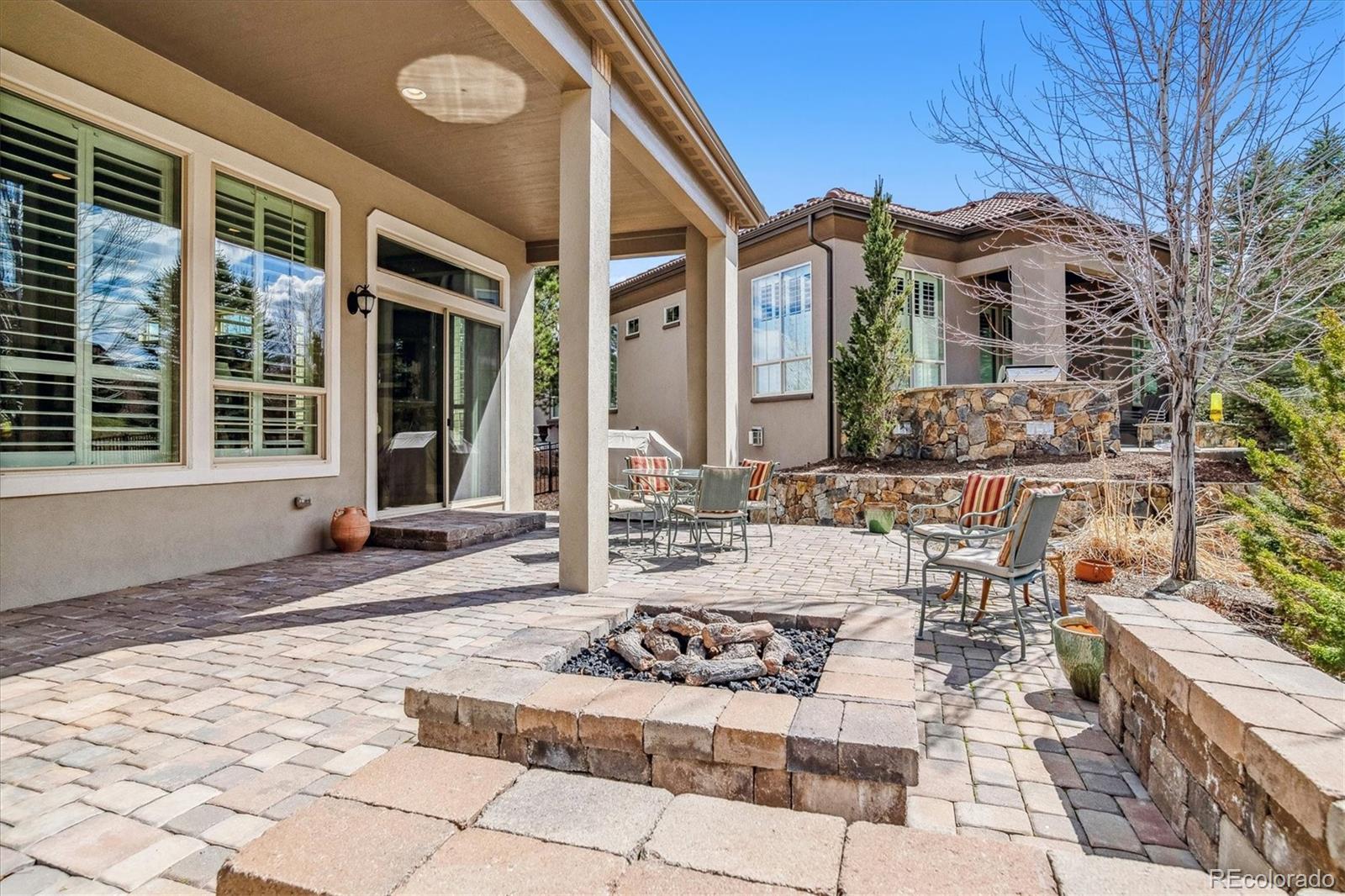 10586 Montecito Drive