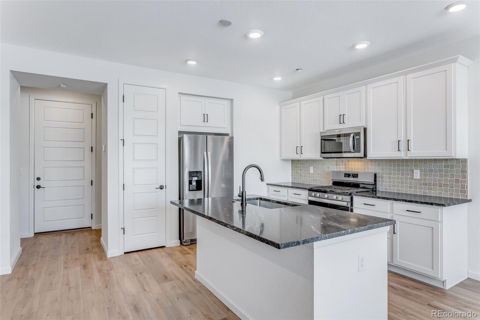 1761 Mount Meeker Avenue