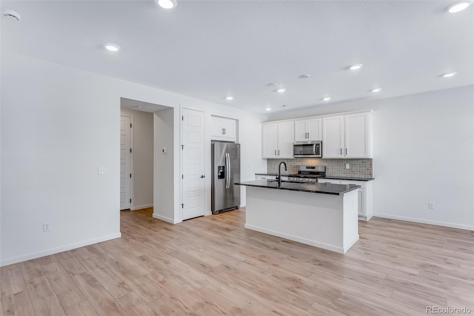 1761 Mount Meeker Avenue