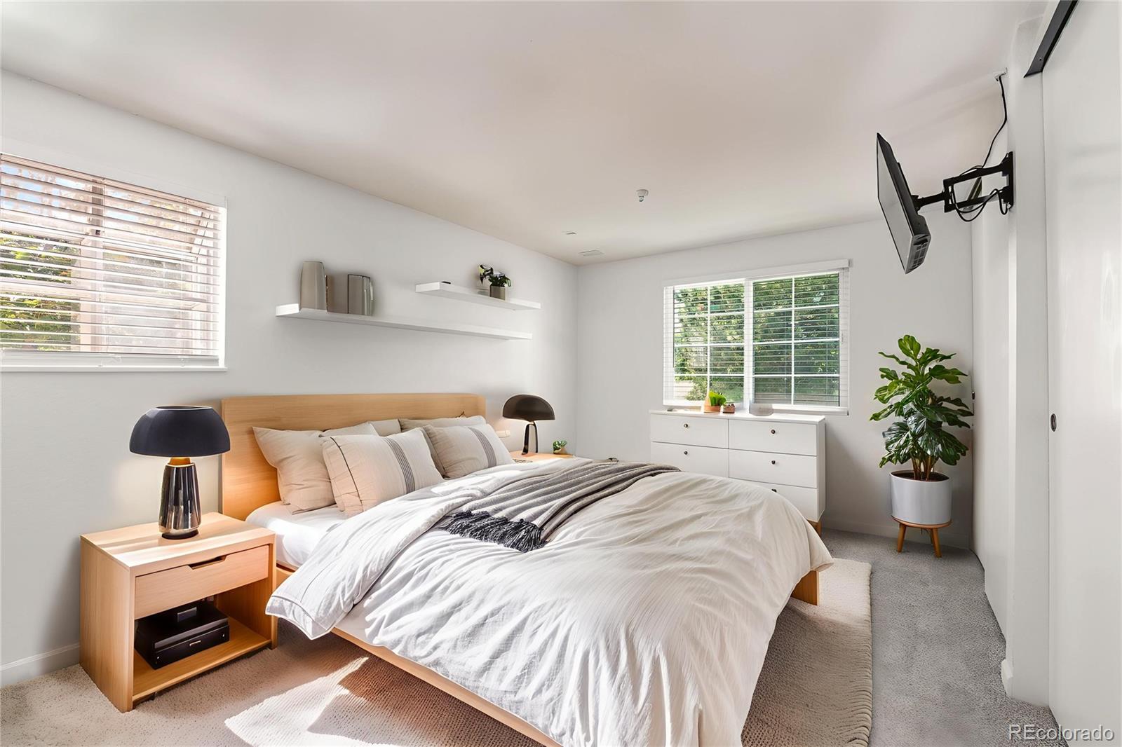 14161 E Jewell Avenue Unit: 204