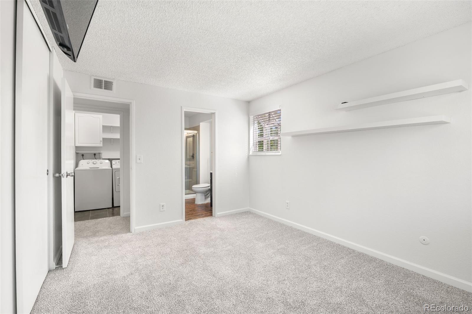 14161 E Jewell Avenue Unit: 204