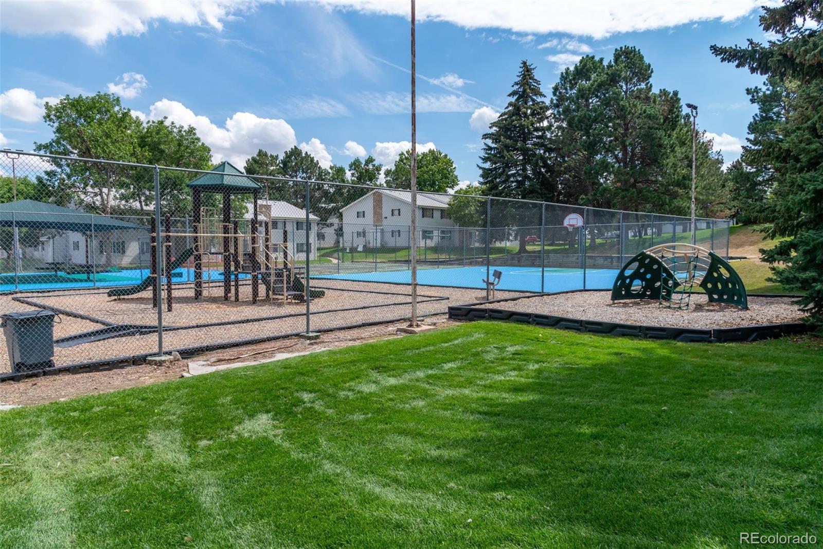 14161 E Jewell Avenue Unit: 204