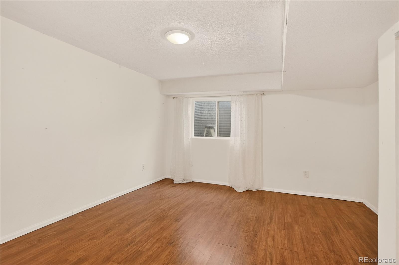 8258 S Fillmore Circle