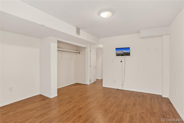 8258 S Fillmore Circle